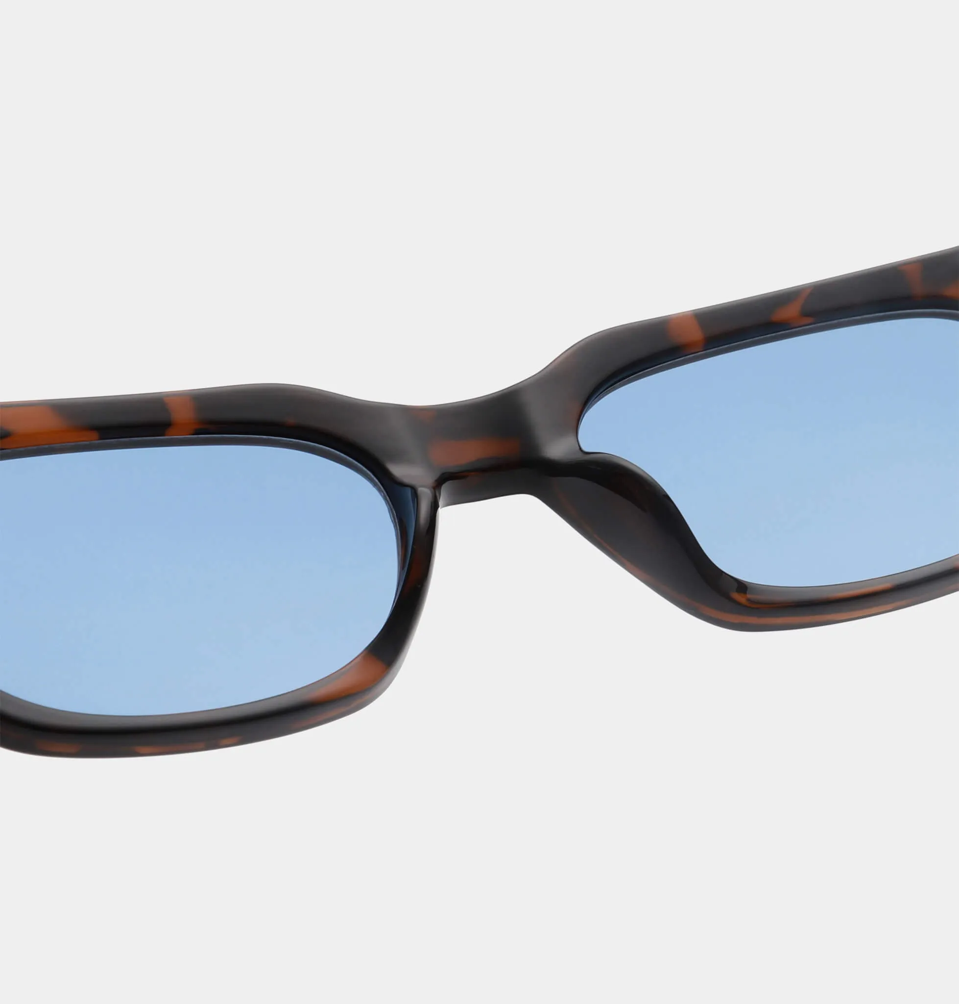 Bror Sunglasses - Demi Tortoise