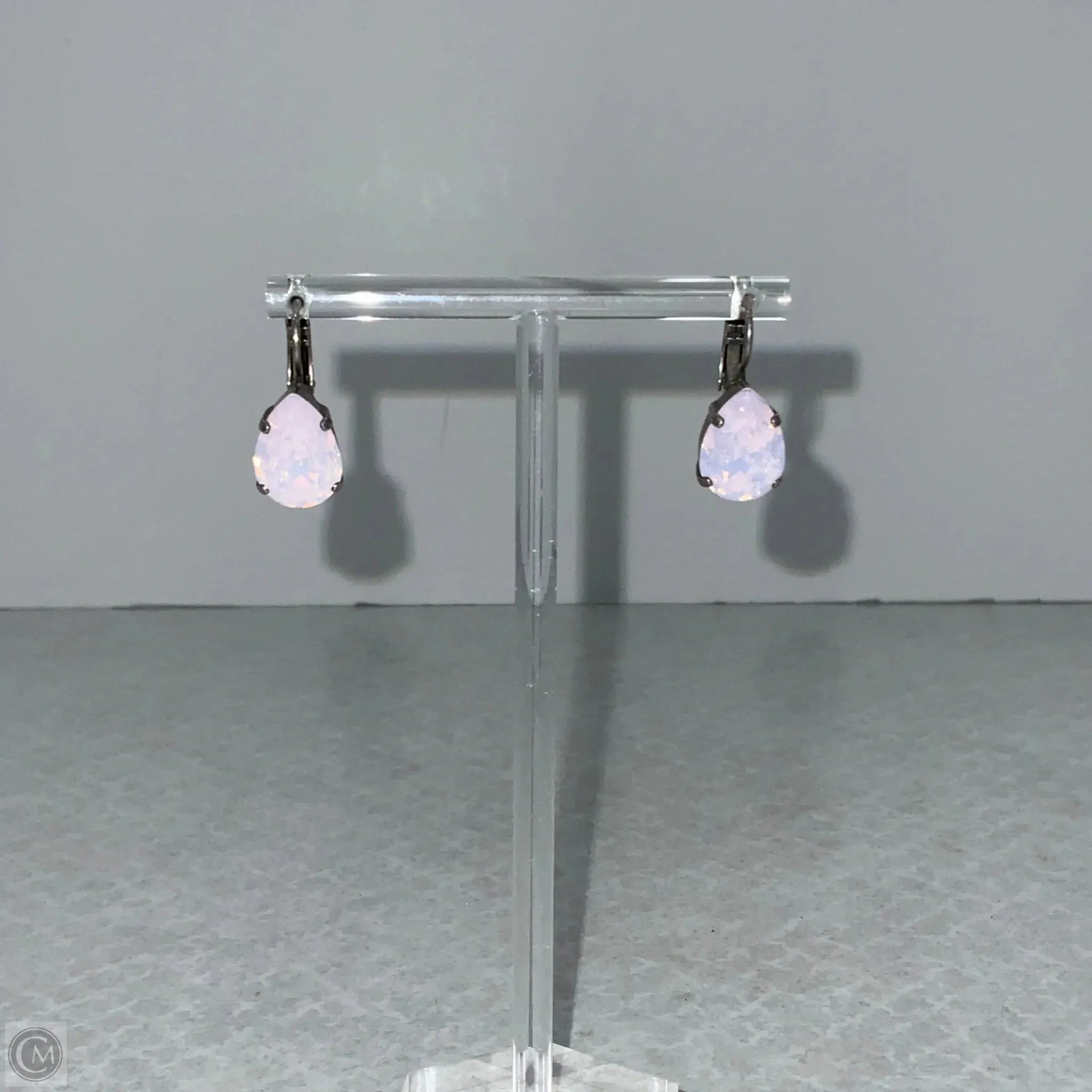 Earrings Dangle/drop By Mariana