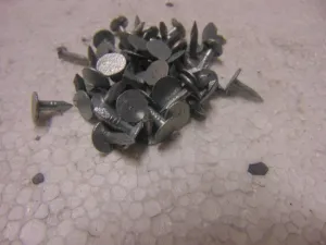 Extra Large Clout Nails Galvanised 30X3MM 25KG