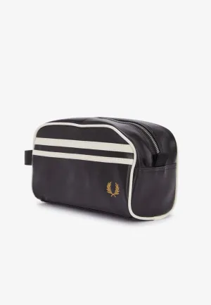 Fred Perry - Coated Polyester Black/Ecru - Washbag