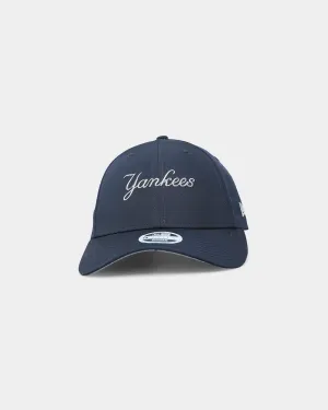 New Era Women's New York Yankees 9FORTY Strapback Navy