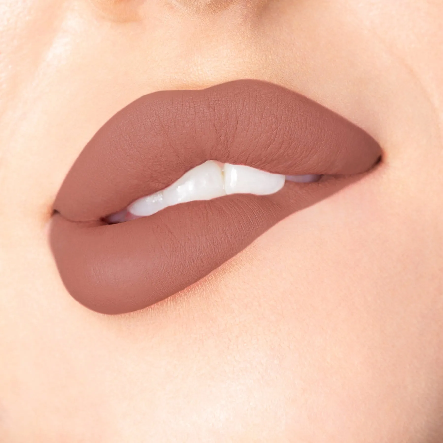 Nude All Day Lip Kit Matte   Gloss- 3pce