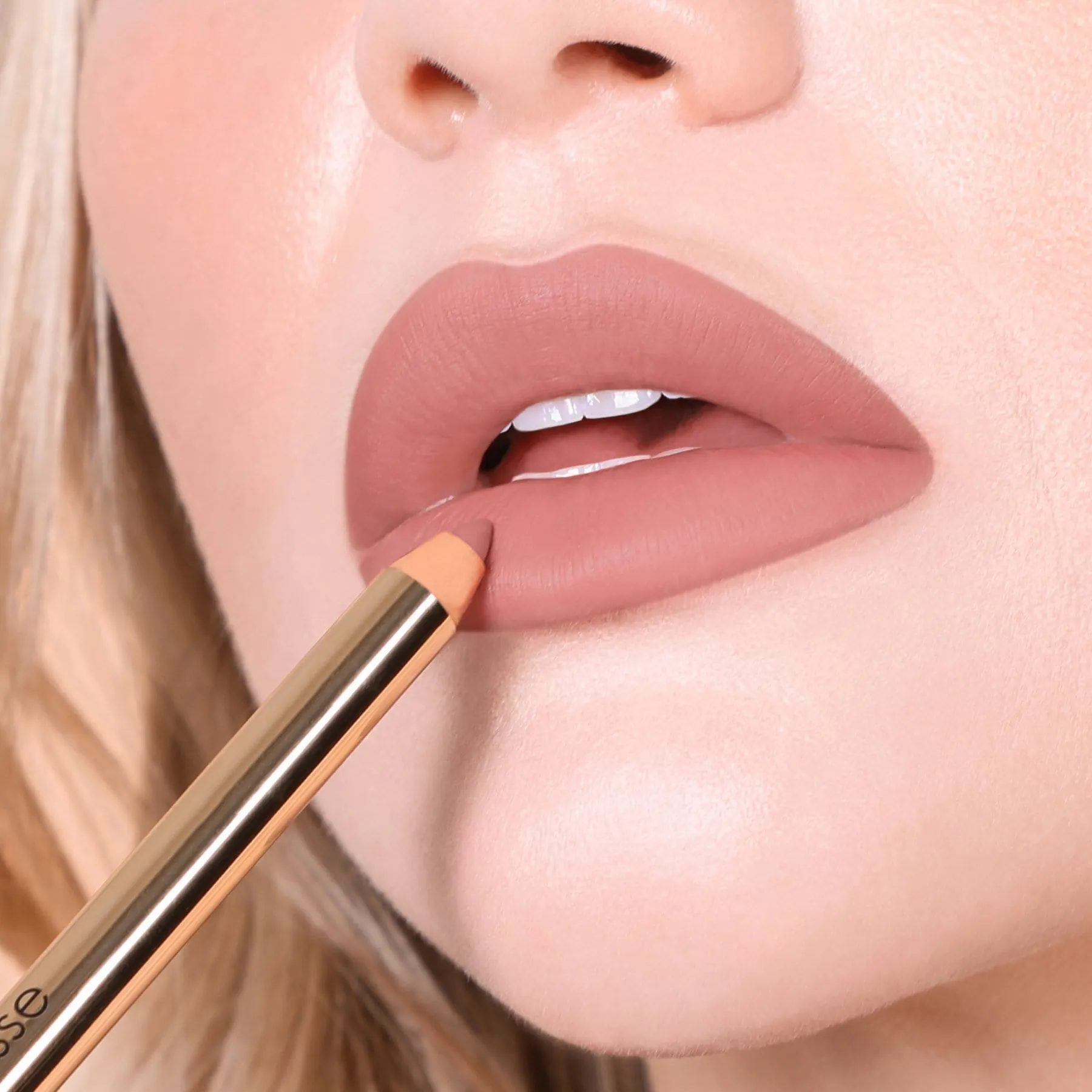 Nude All Day Lip Kit Matte   Gloss- 3pce