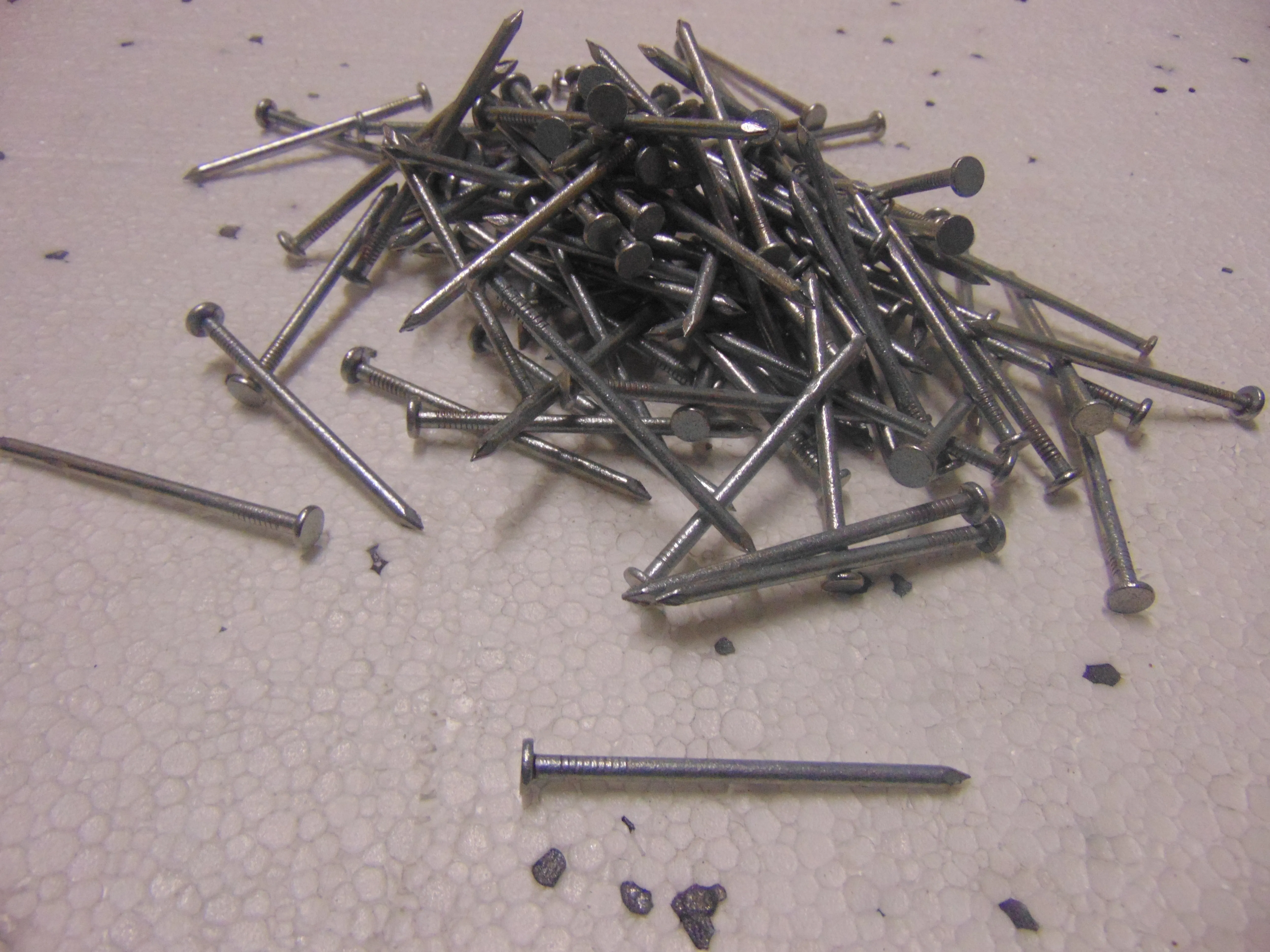 Round Wire Galvanised Nails 65X3.35MM 1KG
