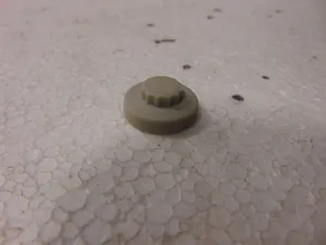 Screw Caps Olive Green - Per 100