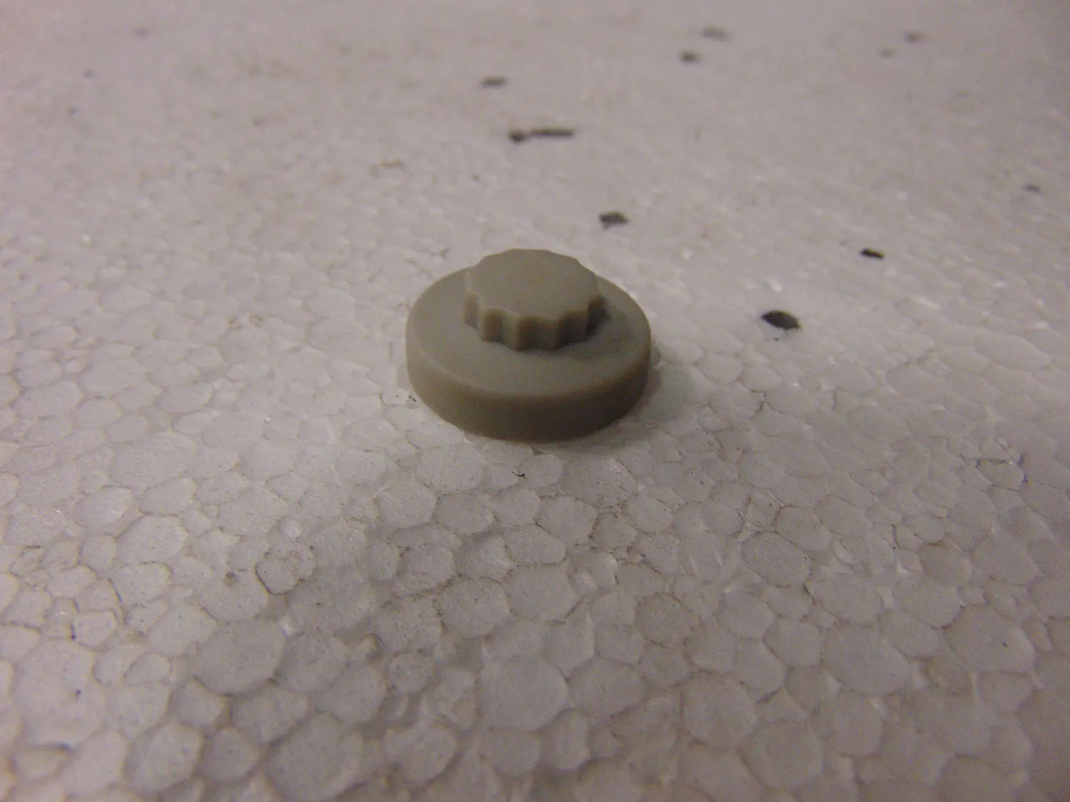 Screw Caps Olive Green - Per 100