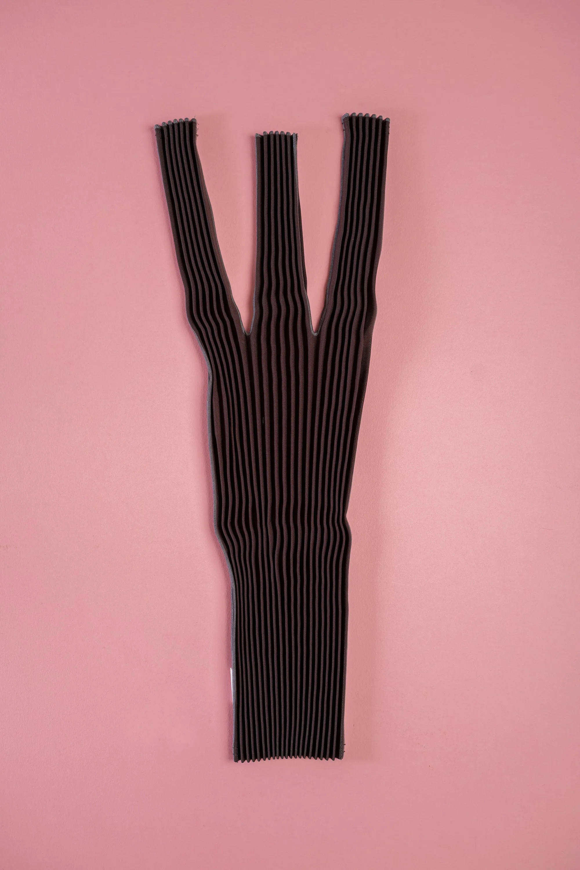 Vertical Pleated Small Tote Bag - Brown