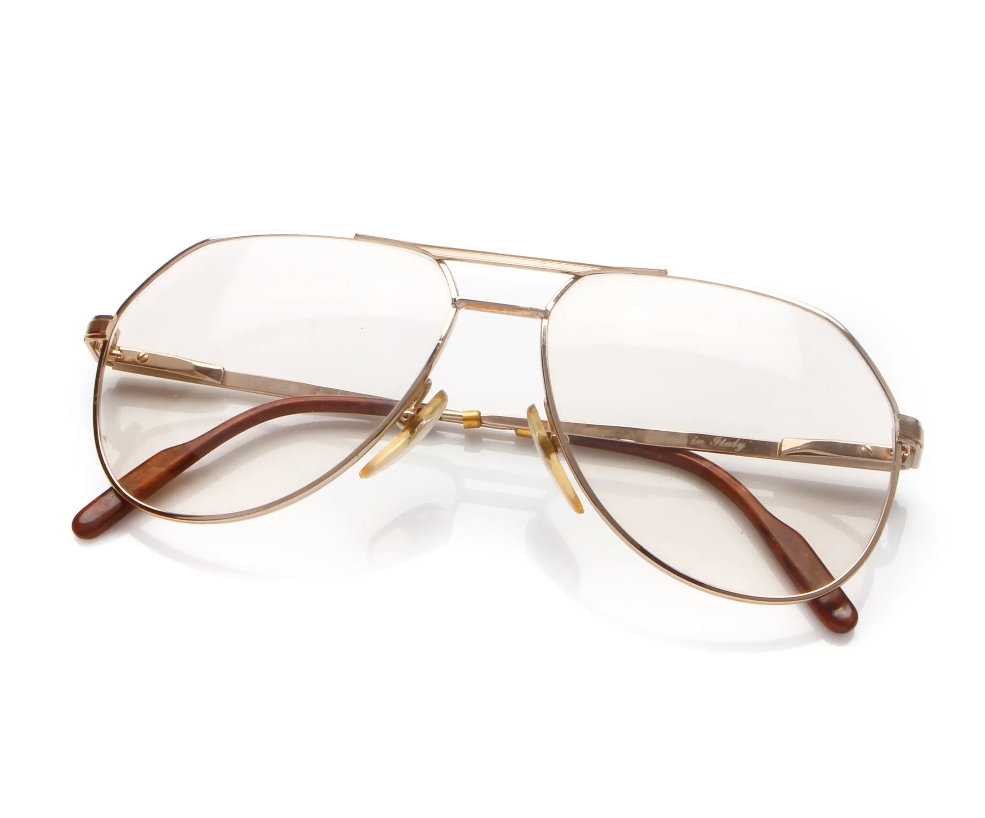 Vintage Hilton 802 Gold