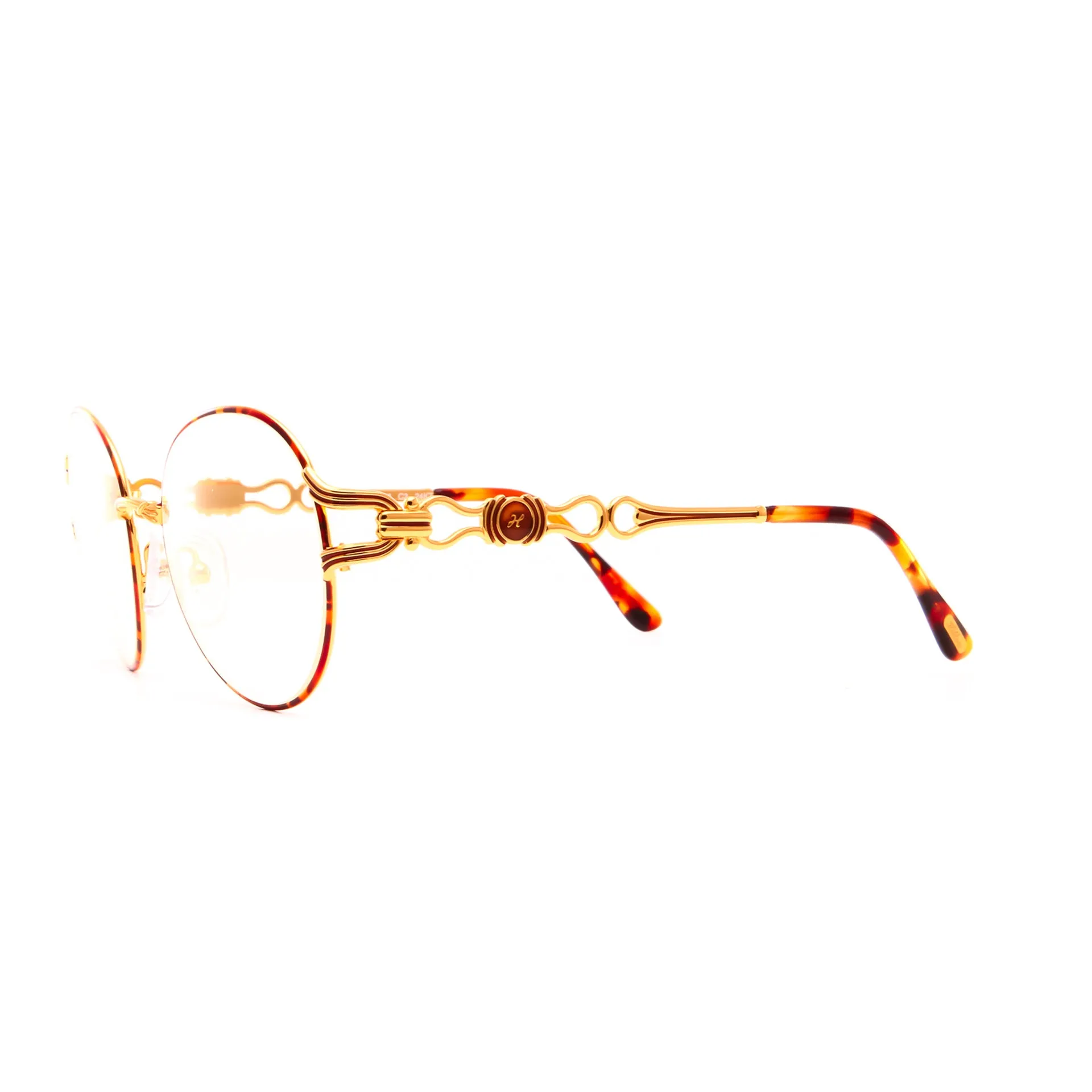 Vintage Hilton Parklane 103 C2 24KT